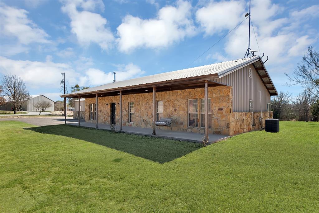 151 Roble Court Weatherford, TX 76088 - Photo 37 of 39