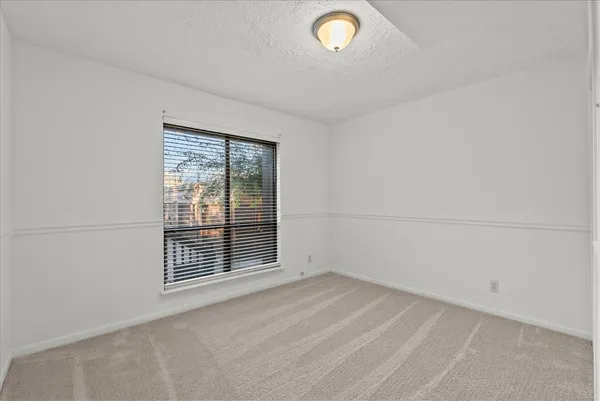 $250,000 | 671 Davis Road, League City, TX 77573