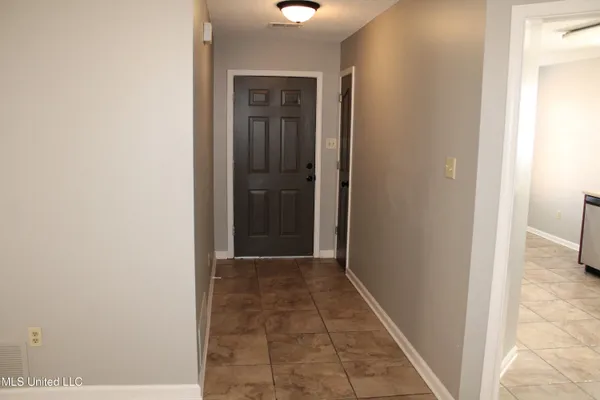 $269,900 | 6849 Dogwood Manor West, Olive Branch, MS 38654