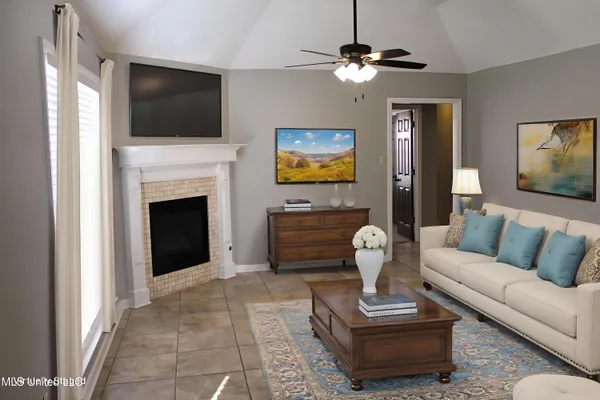 $269,900 | 6849 Dogwood Manor West, Olive Branch, MS 38654