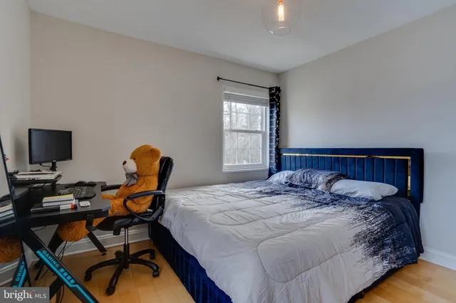 $188,000 | 2237 Farrington Avenue, Unit 6201, Alexandria, VA 22303