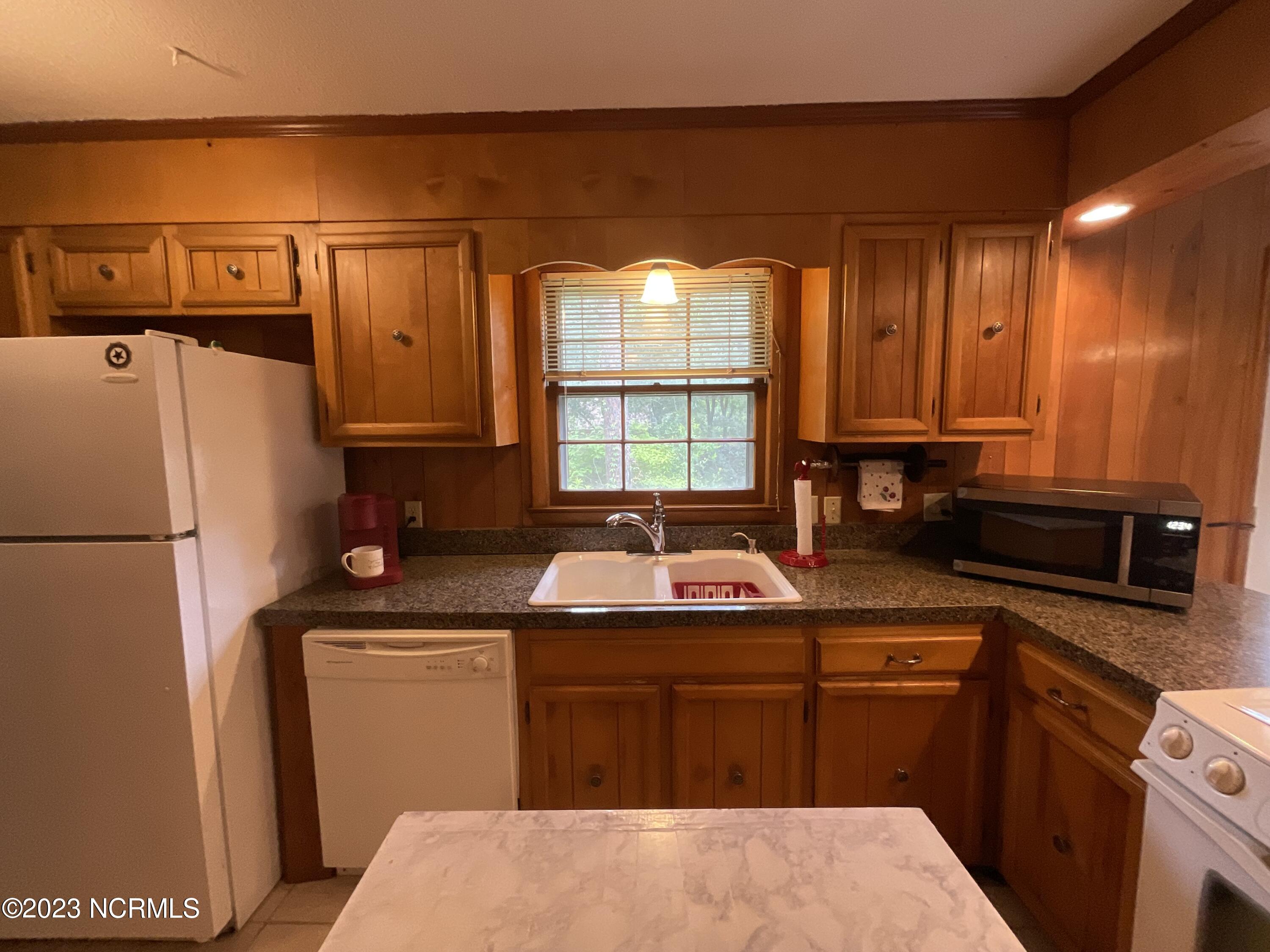 1509 Robin Hood Road Wilmington, NC 28401 - Photo 19 of 21 IMG_5481