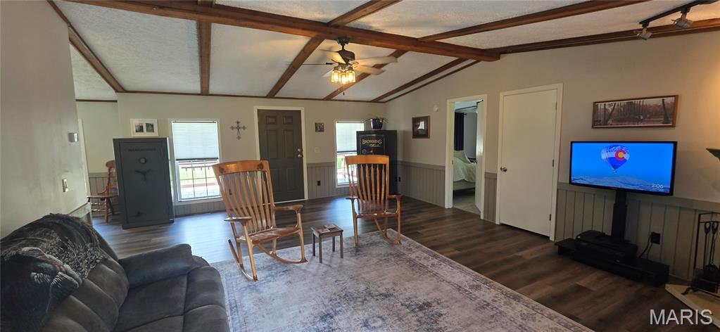 18371 Perry Road Pittsburg, IL 62974 - Photo 17 of 61