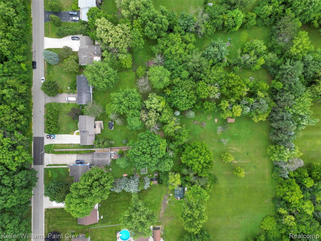 1377 Ruby Avenue Rochester Hills, MI 48309 - Photo 30 of 34