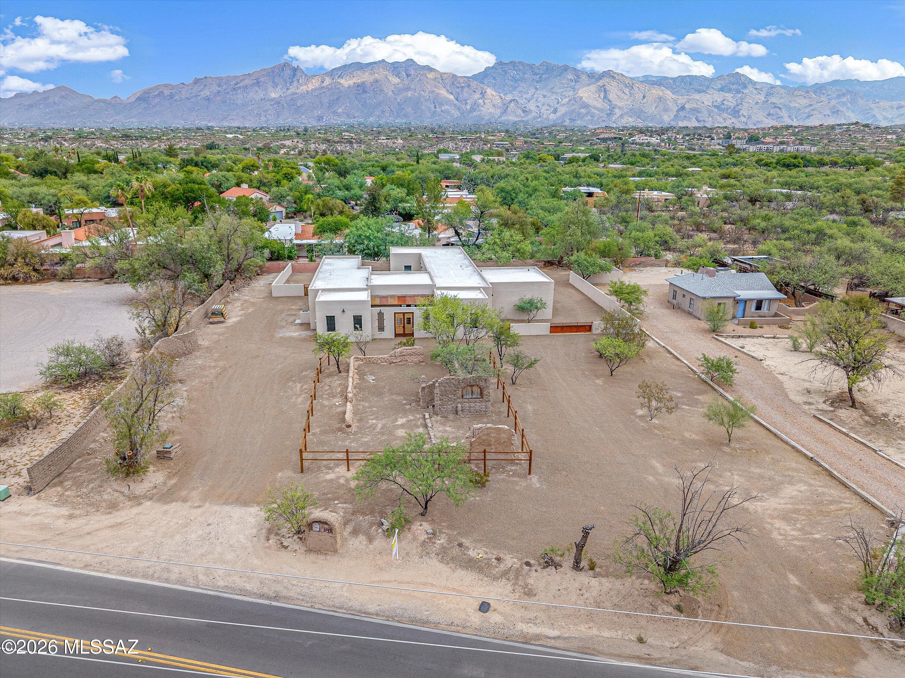 5259 East Fort Lowell Road Tucson, AZ 85712 - Photo 50 of 50 Aerial/Front