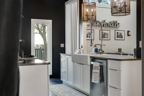 $2,400,000 | 1017 Halcyon Avenue, Nashville, TN 37204
