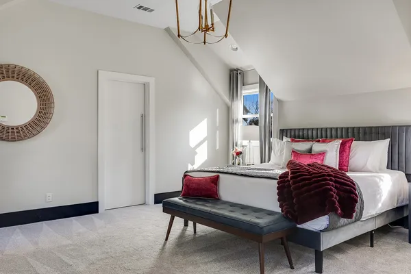 $2,400,000 | 1017 Halcyon Avenue, Nashville, TN 37204