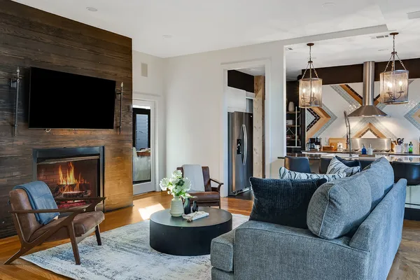 $2,400,000 | 1017 Halcyon Avenue, Nashville, TN 37204