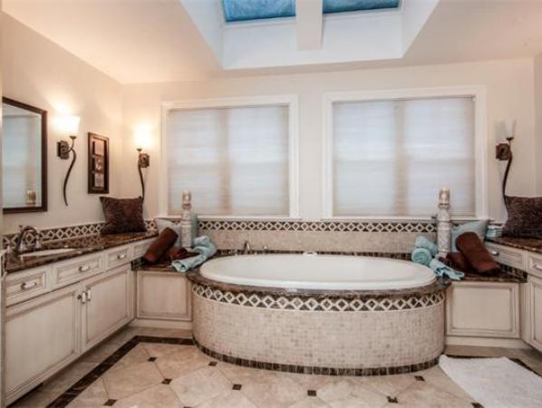 70 Buckminster Road Brookline, MA 02445 - Photo 10 of 16 Gallery Image 10