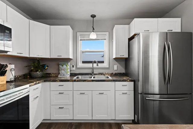 $189,900 | 1119 South Weed Street, Shawano, WI 54166