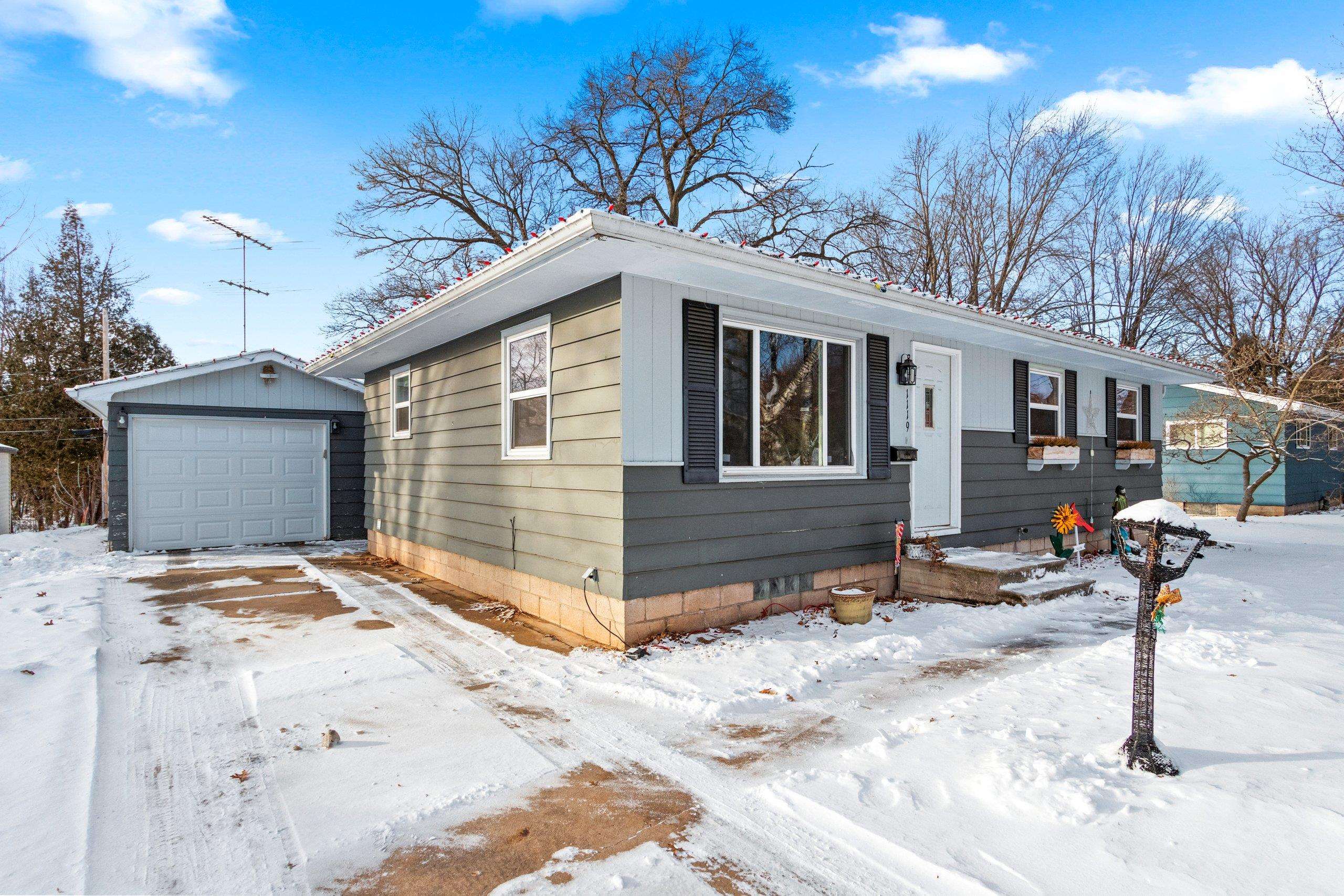 1119 South Weed Street Shawano, WI 54166 - Photo 3 of 52