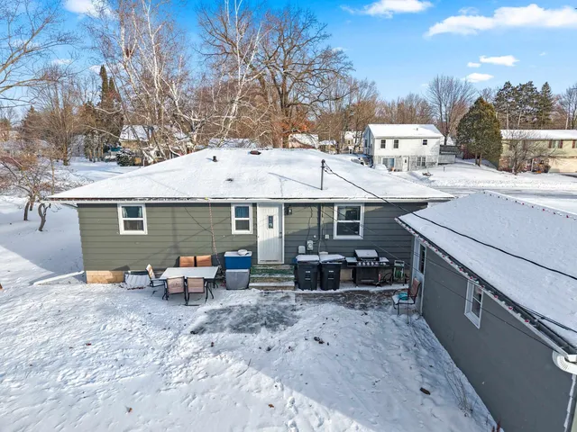 $189,900 | 1119 South Weed Street, Shawano, WI 54166