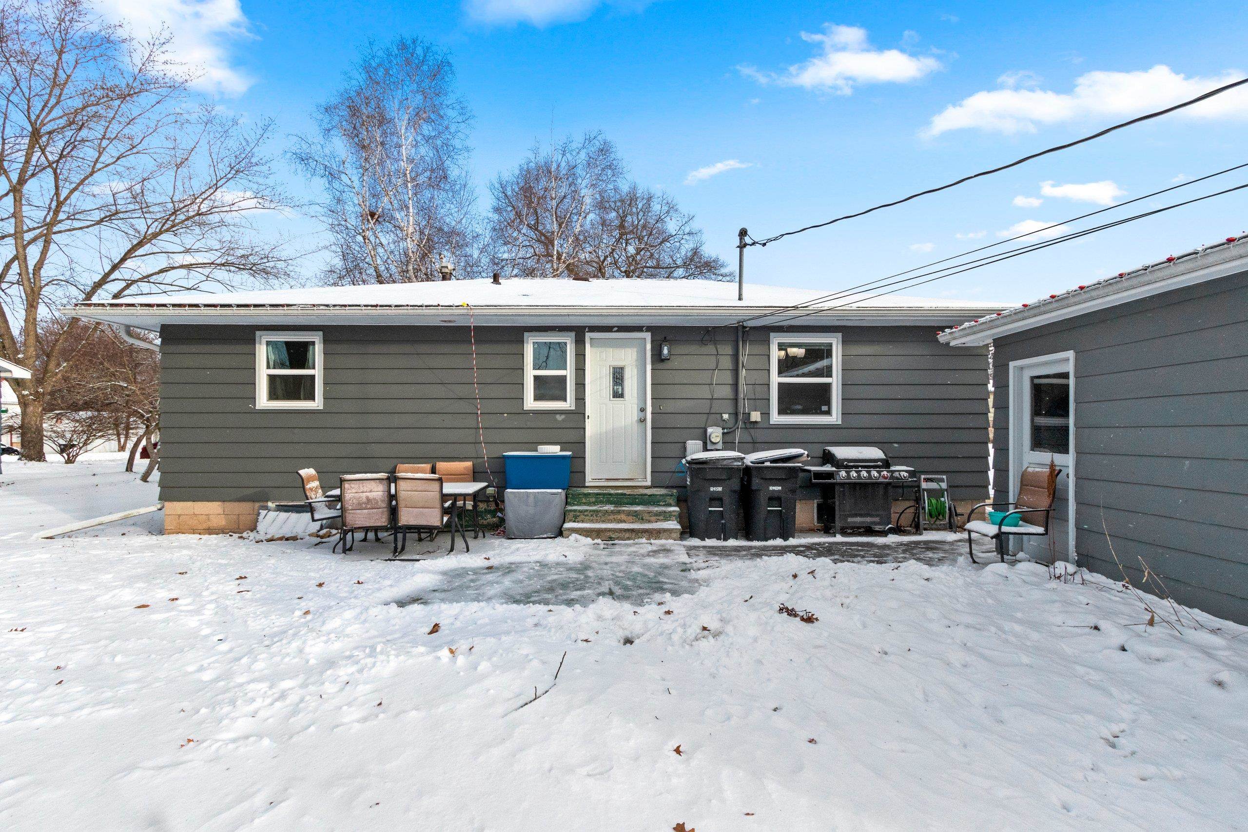 1119 South Weed Street Shawano, WI 54166 - Photo 8 of 52