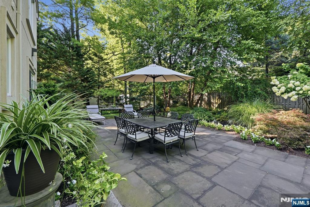 19 Forest Street Alpine, NJ 07620 - Photo 32 of 37 Gallery Image 32