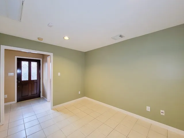 $2,500 | 2208 Taft Street, Houston, TX 77006