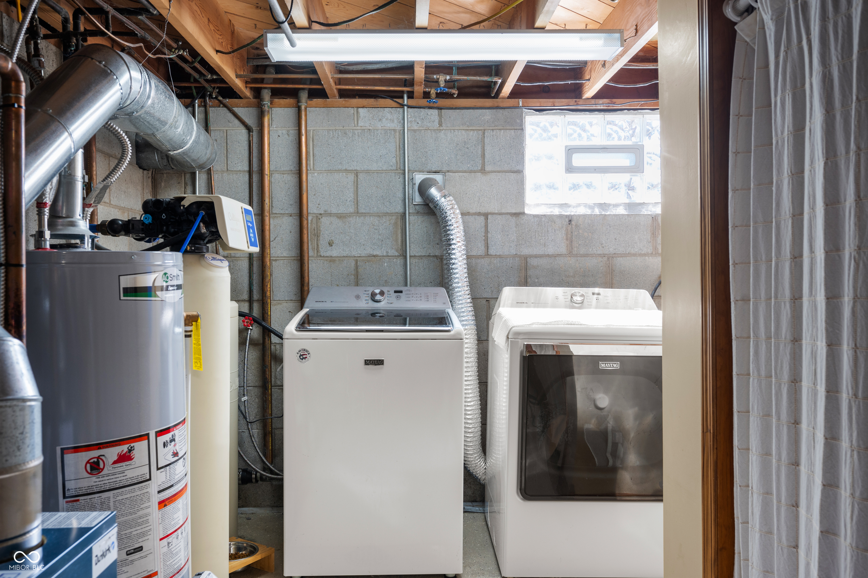 229 West Taylor Street Pendleton, IN 46064 - Photo 23 of 26