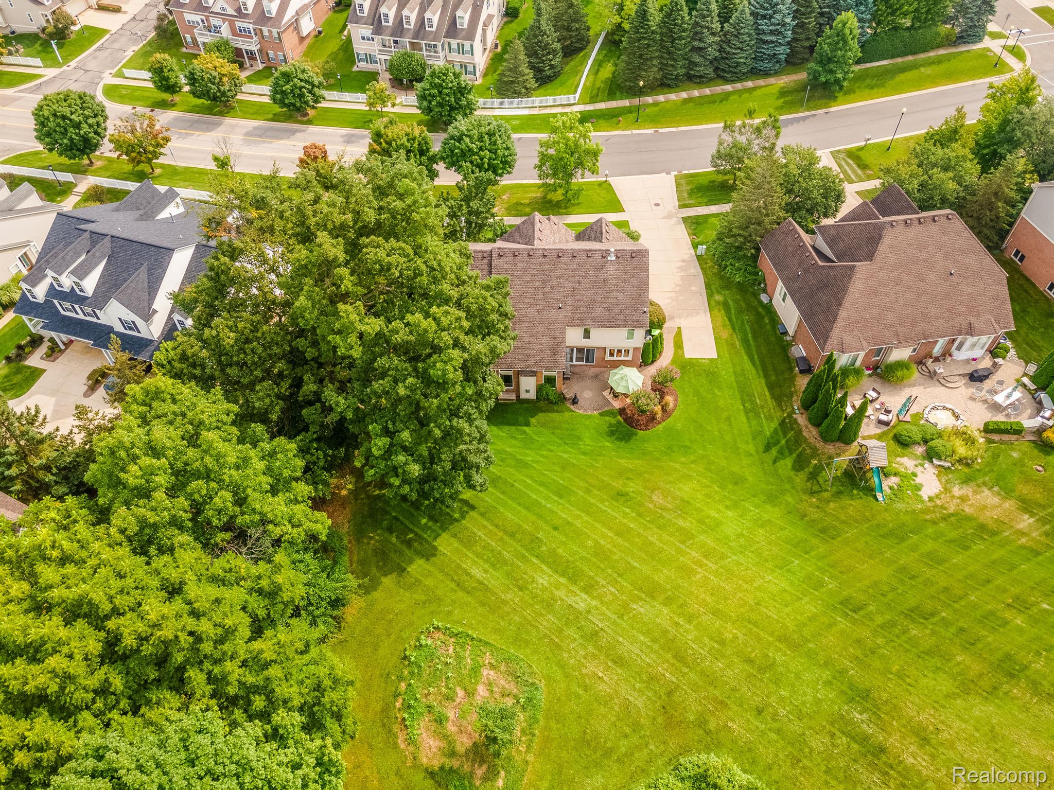 1257 Letica Drive Rochester, MI 48307 - Photo 51 of 59 Gallery Image 51