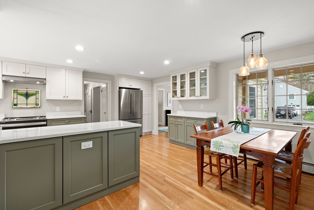 27 Colrain Road Topsfield, MA 01983 - Photo 9 of 42