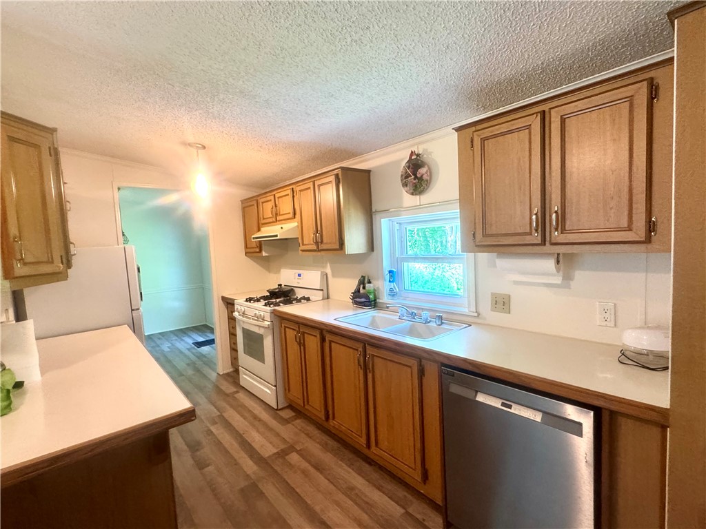 533 Center Road Frankfort, NY 13340 - Photo 13 of 34