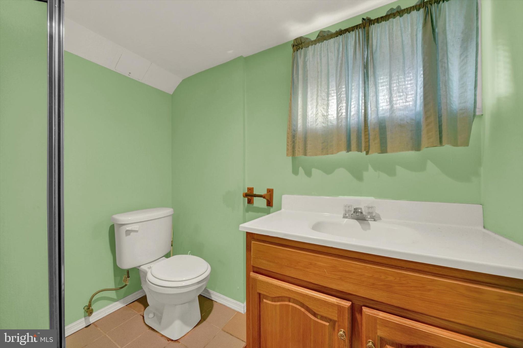1806 Kinship Road Dundalk, MD 21222 - Photo 15 of 45