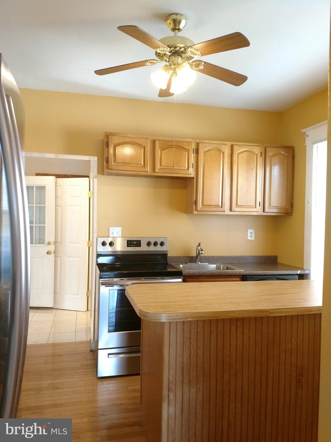 1806 Kinship Road Dundalk, MD 21222 - Photo 27 of 45