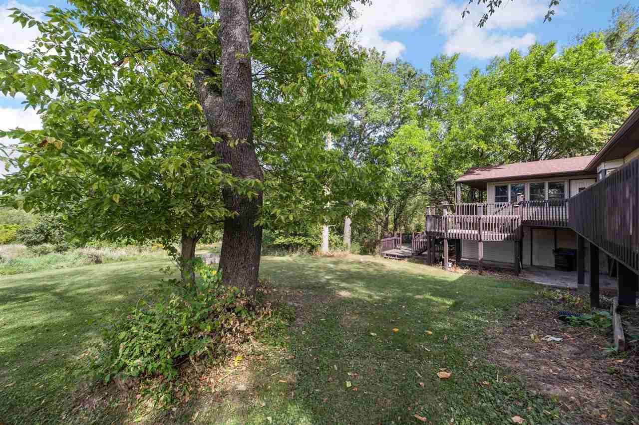2307 Quincy Road Northeast Solon, IA 52333 - Photo 3 of 72 Gallery Image 3