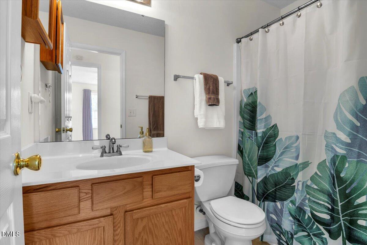 5009 Marathon Lane Raleigh, NC 27616 - Photo 44 of 76 Hall Bath