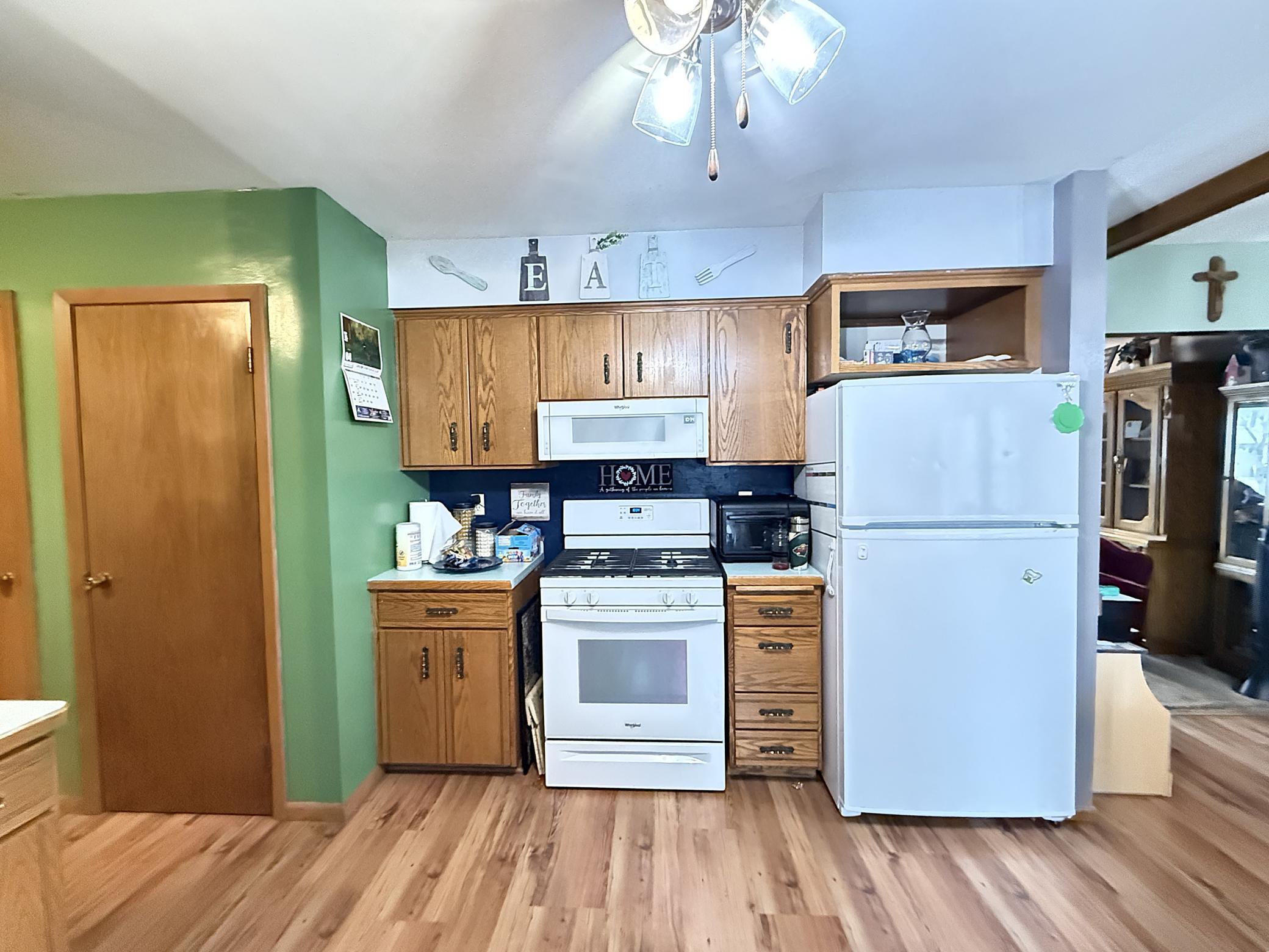 441 South Haven Street Appleton, MN 56208 - Photo 10 of 37
