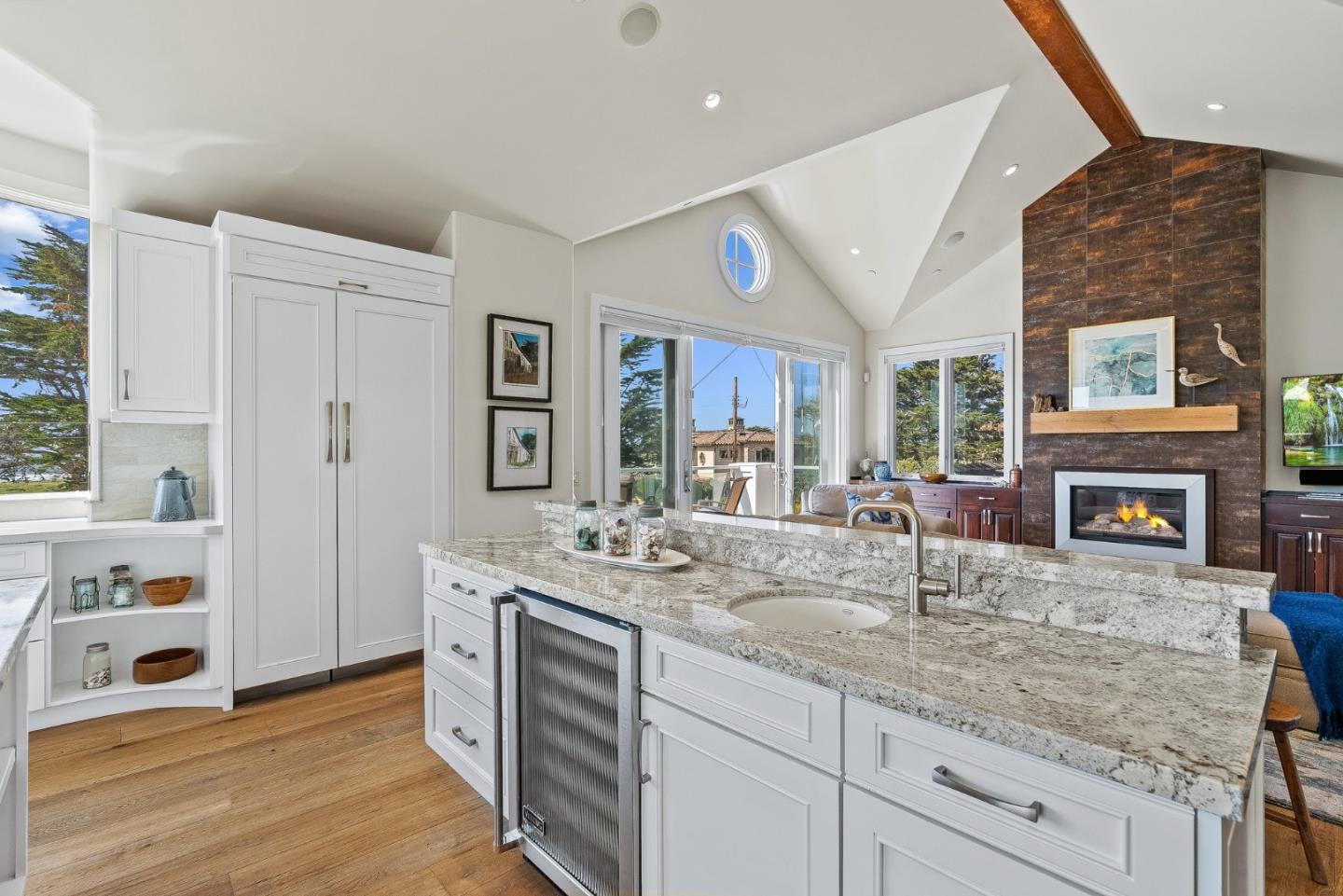 2993 Cormorant Road Pebble Beach, CA 93953 - Photo 14 of 39 Gallery Image 14