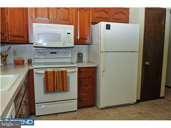 77 Lyons Road Fleetwood, PA 19522 - Photo 3 of 12 Kitchen