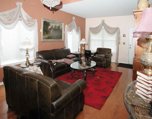2618 Idaho Road Naperville, IL 60564 - Photo 2 of 15