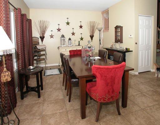 2618 Idaho Road Naperville, IL 60564 - Photo 7 of 15