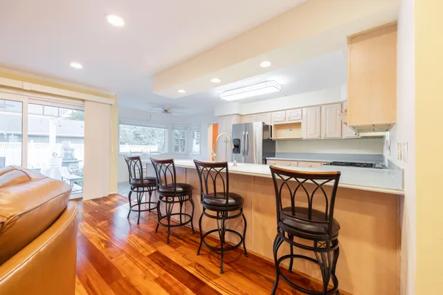 $495,000 | 26036 Parke Lane, Grosse Ile, MI 48138