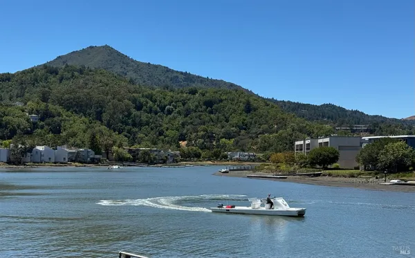 $849,000 | 34 Boardwalk One, Unit 1, Larkspur, CA 94939
