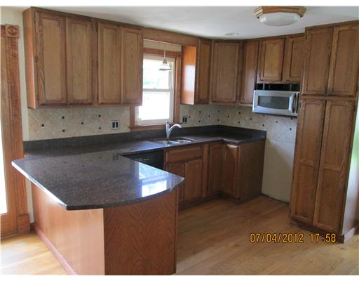 41 Pitman Road Warwick, RI 02886 - Photo 4 of 20 Exterior Front.