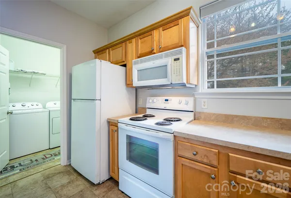 $279,000 | 10 Northbrook Place, Unit D, Asheville, NC 28804