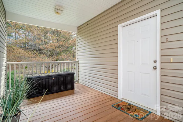 $279,000 | 10 Northbrook Place, Unit D, Asheville, NC 28804