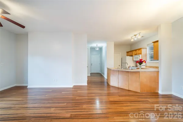 $279,000 | 10 Northbrook Place, Unit D, Asheville, NC 28804