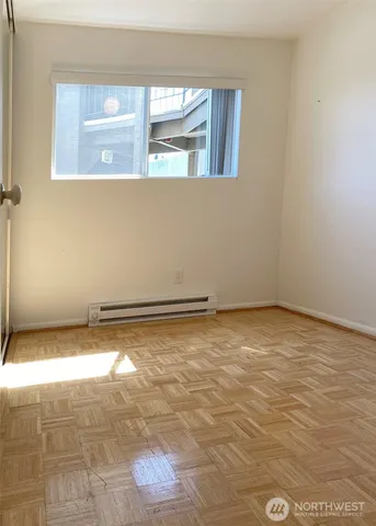 $2,500 | 65 Kirkland Avenue, Unit 214, Kirkland, WA 98033