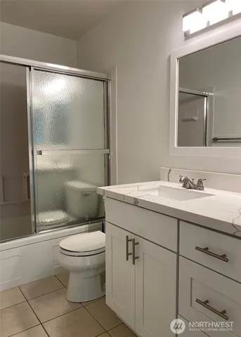 $2,500 | 65 Kirkland Avenue, Unit 214, Kirkland, WA 98033