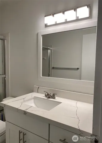 $2,500 | 65 Kirkland Avenue, Unit 214, Kirkland, WA 98033