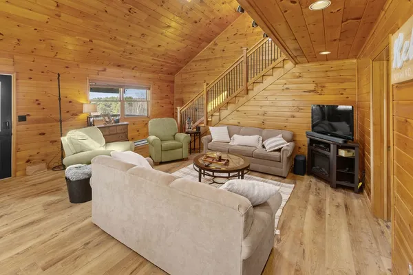 $435,000 | 209 Perry Road, Sanford, NY 13813