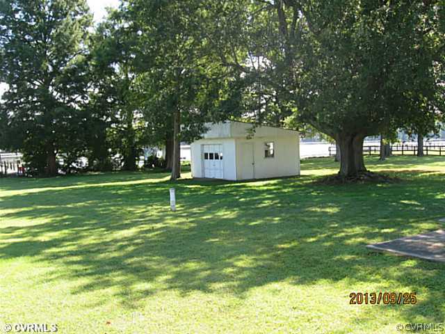 609 Riverside Drive Lanexa, VA 23089 - Photo 8 of 13 Other - Shed/Garage