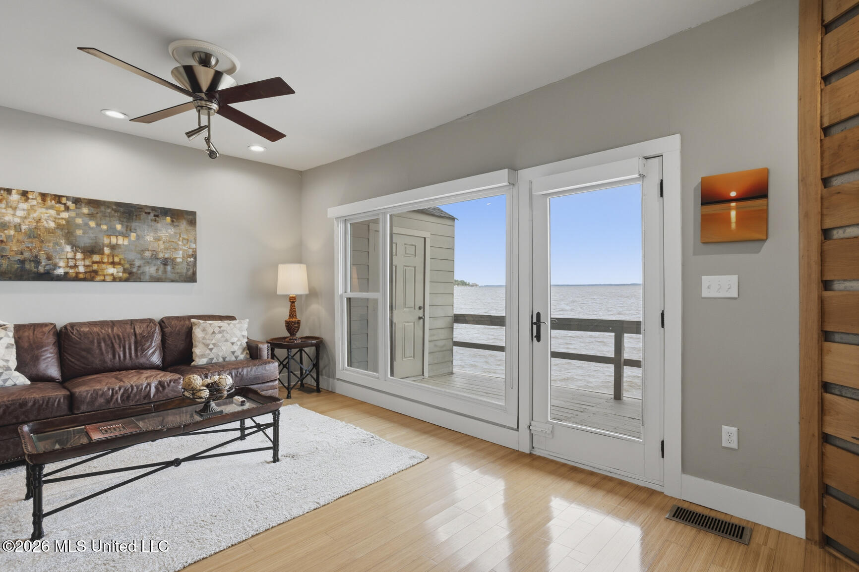 62 Breakers Lane Ridgeland, MS 39157 - Photo 12 of 45 Very Spacious Living Room