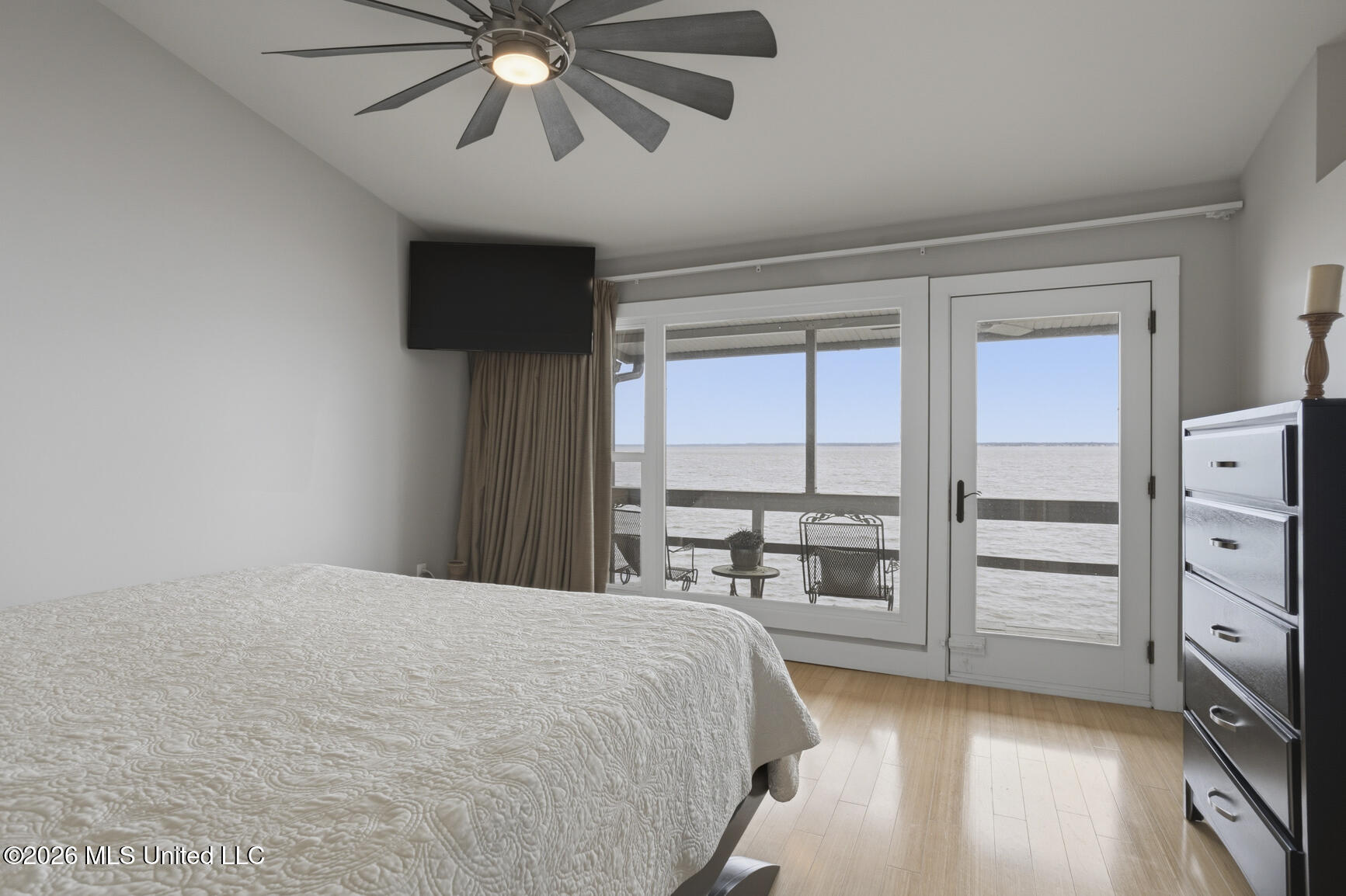 62 Breakers Lane Ridgeland, MS 39157 - Photo 26 of 45 A Primary Room with a Real View