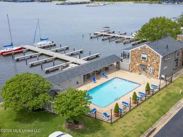 $365,000 | 62 Breakers Lane, Ridgeland, MS 39157