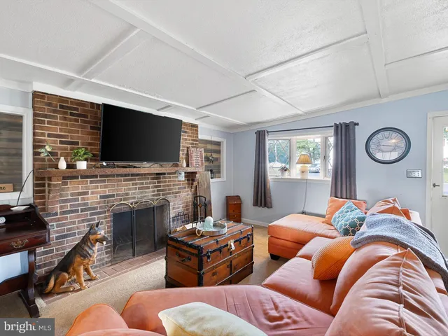 $369,900 | 307 Princess Avenue, Wilmington, DE 19803