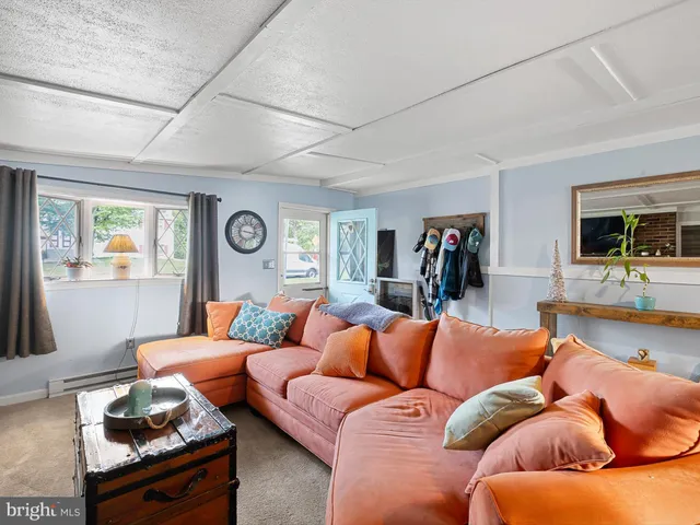 $369,900 | 307 Princess Avenue, Wilmington, DE 19803