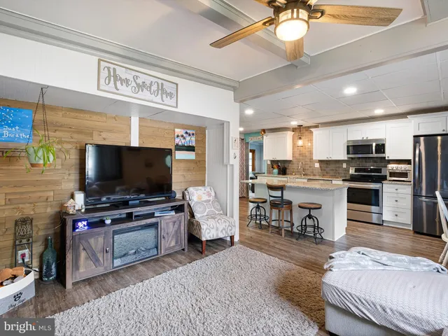 $369,900 | 307 Princess Avenue, Wilmington, DE 19803