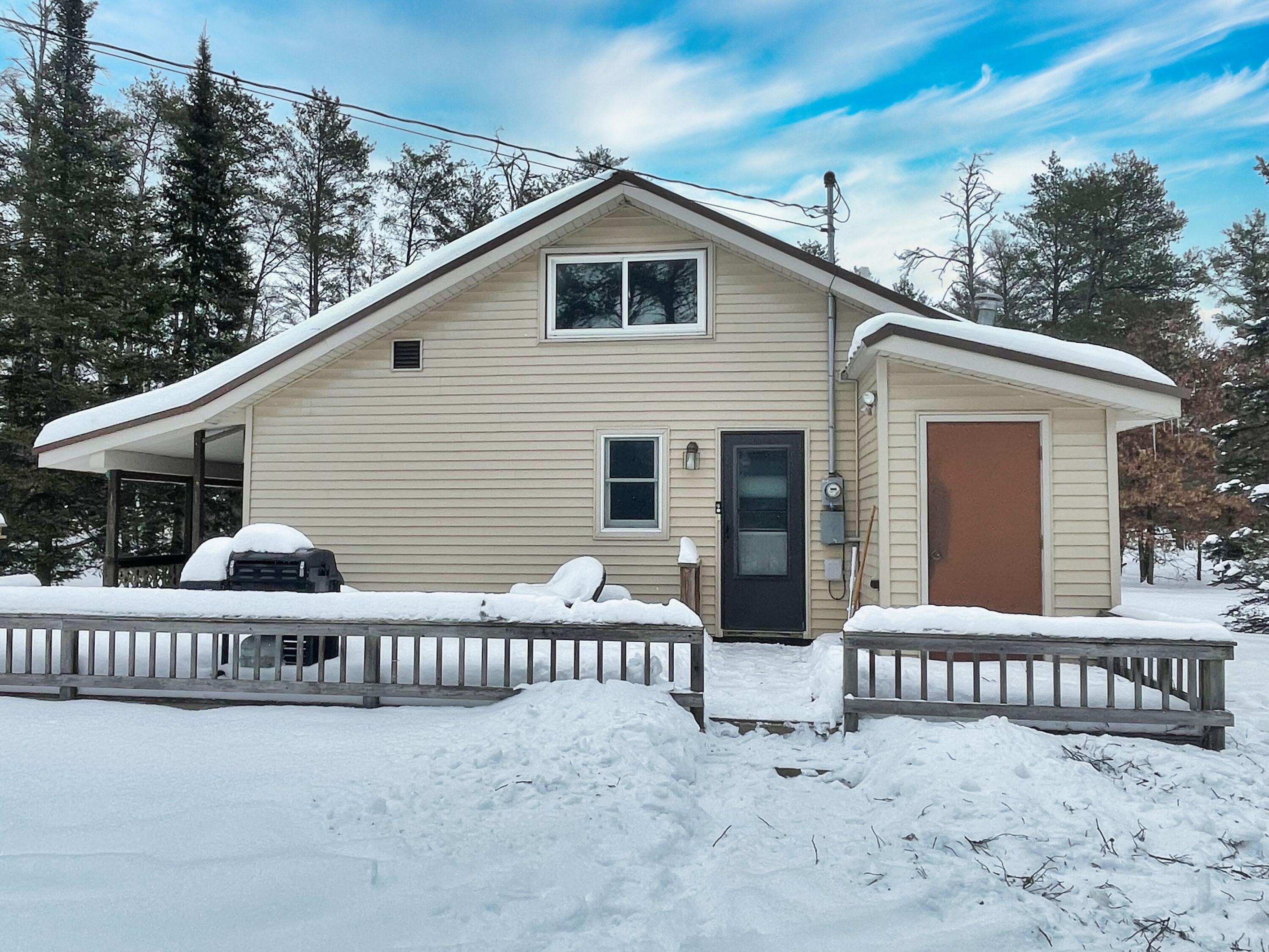 1849 West Richardson Road Grayling, MI 49738 - Photo 2 of 34 Gallery Image 2